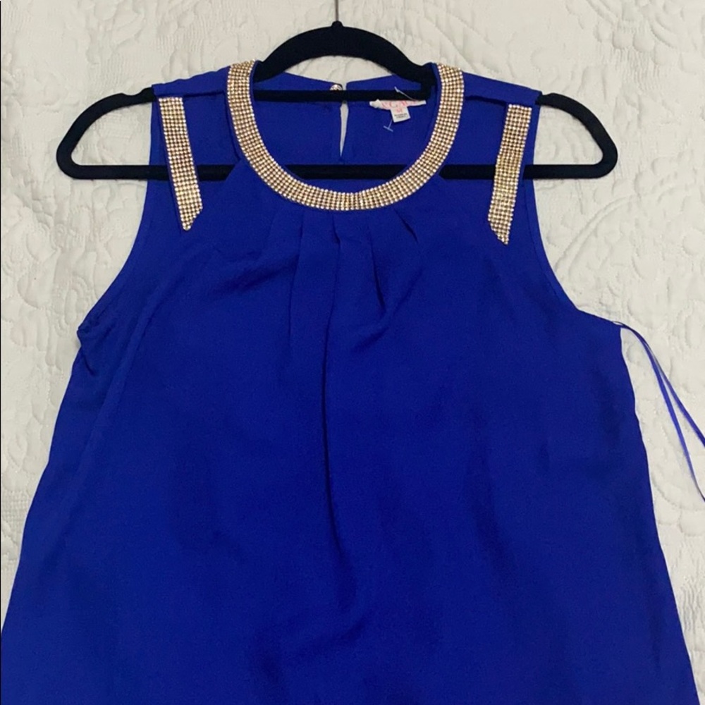 Blue top